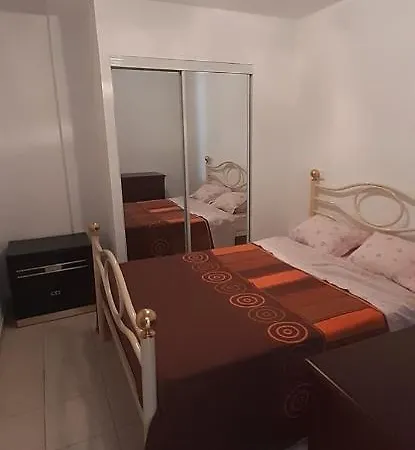 Alojamento Lapetit Apartamento *